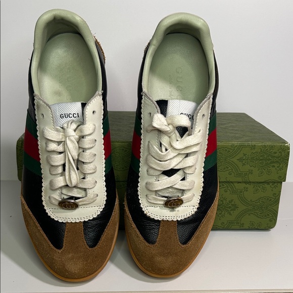 Gucci Shoes - Gucci G74 Screener GG Sneakers - Retro
Designer Look + Gucci Box and bag